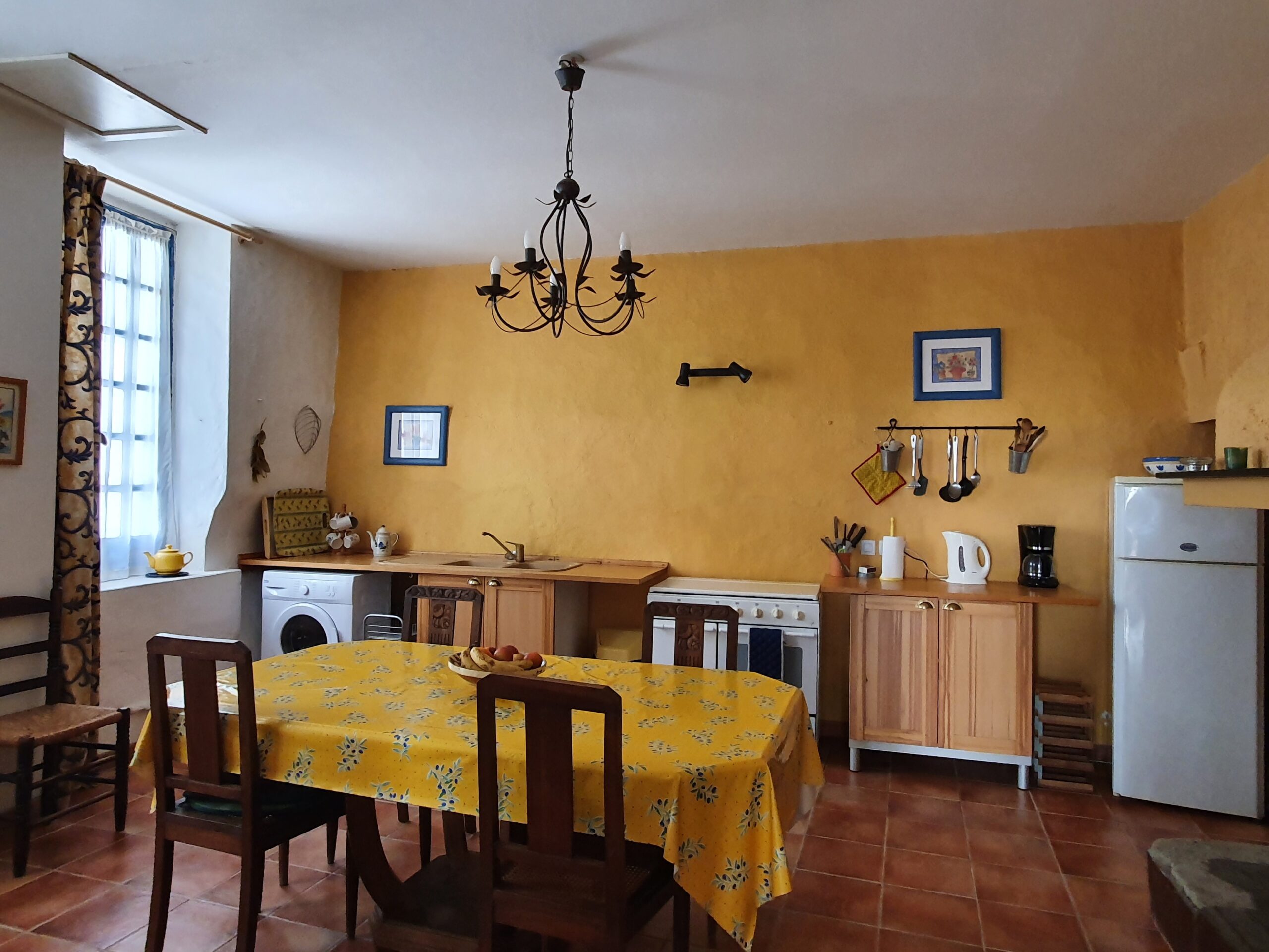 Gite kitchen from door-compressed